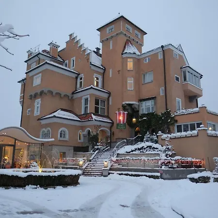 Hotell Schloss Moenchstein