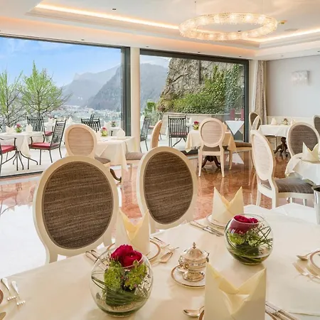Hotell Schloss Moenchstein Salzburg