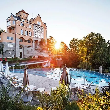 Schloss Moenchstein Hotell