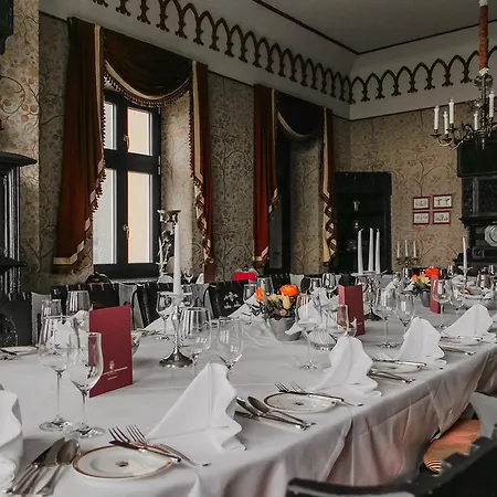 Schloss Moenchstein 5* Salzburg